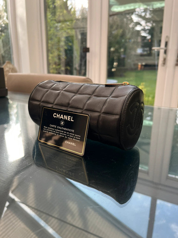 Chanel Small Chocolate Bar Pouch/Clutch - Quilted Black Leather