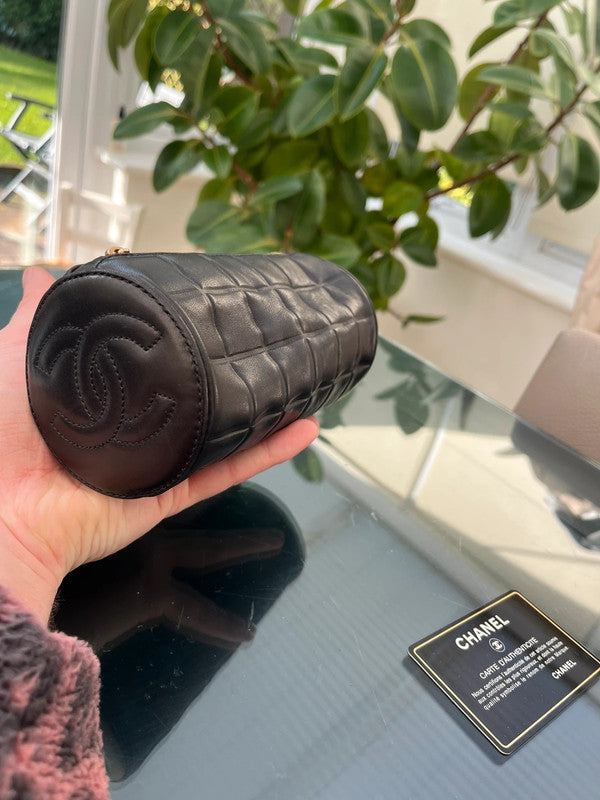 Chanel Small Chocolate Bar Pouch/Clutch - Quilted Black Leather