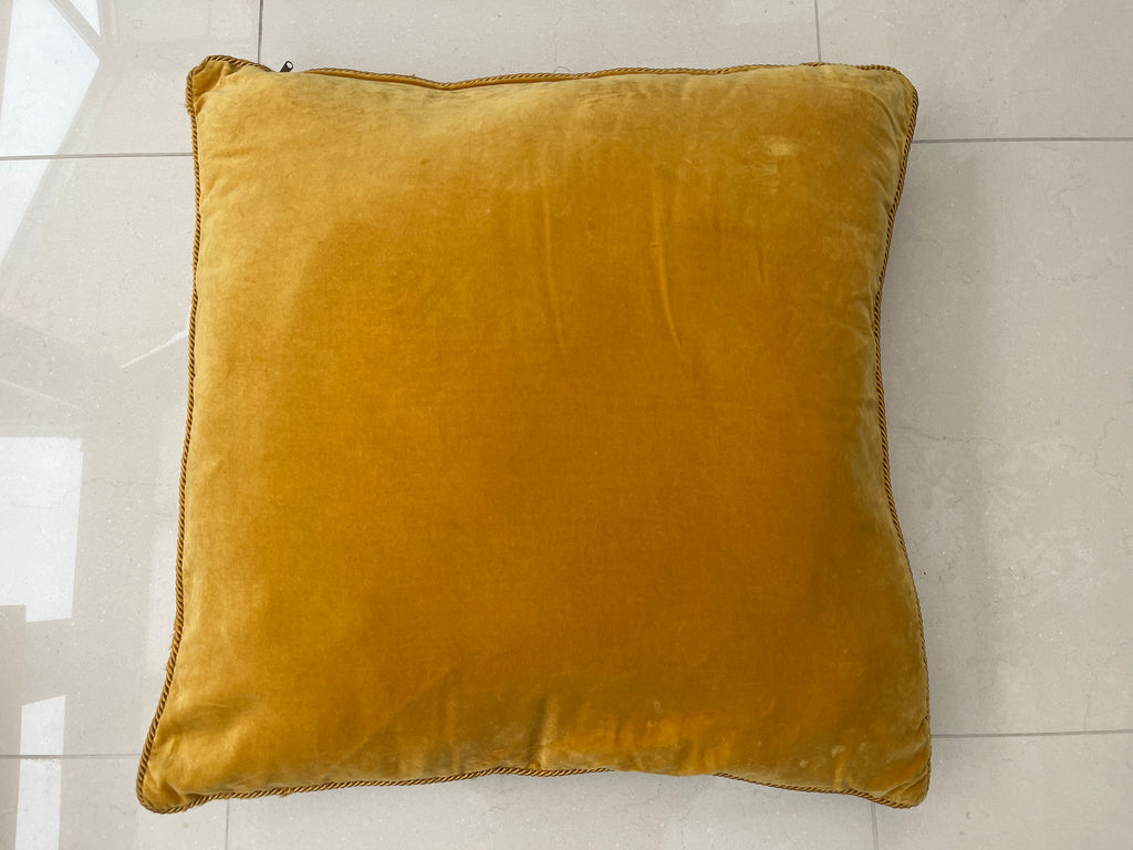 Vintage Gianni Versace Atelier Goose Down Comforter & Cushions — Luxury Bedding Set