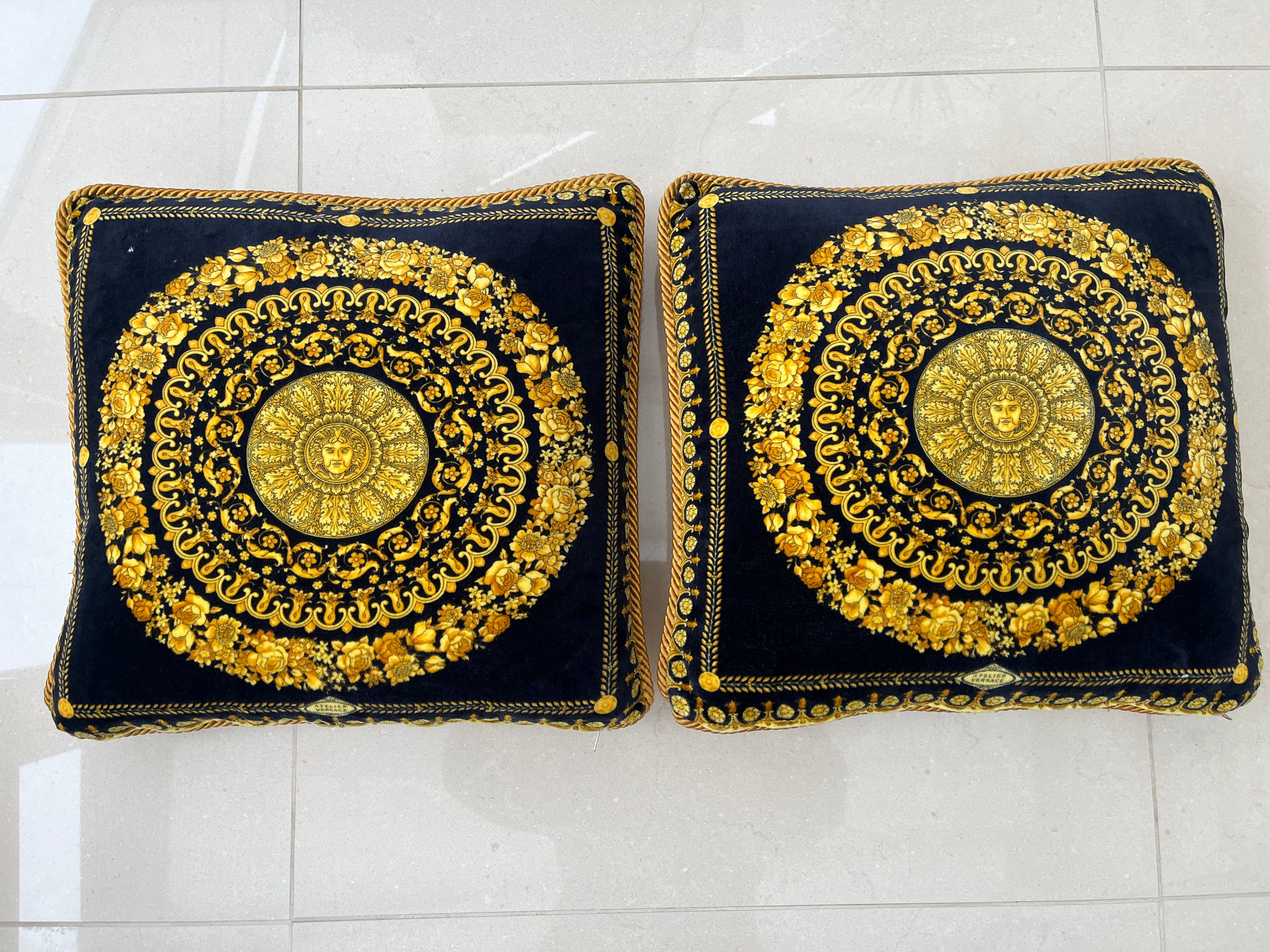 Vintage Gianni Versace Atelier Goose Down Comforter & Cushions — Luxury Bedding Set